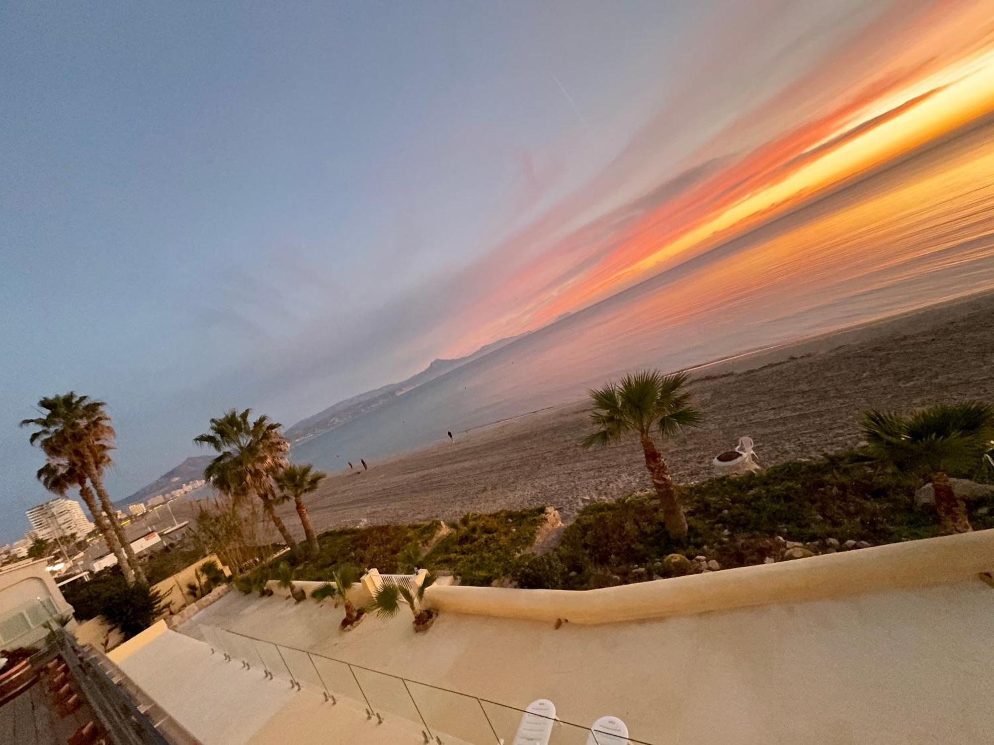 Excepcional Apartamento Loft A Pie De Playa En Chalet Roquetes Alicante Eksteriør billede